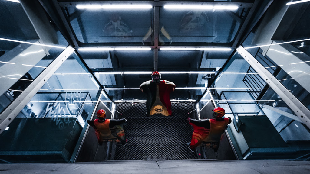 Wingsuit tunnel
