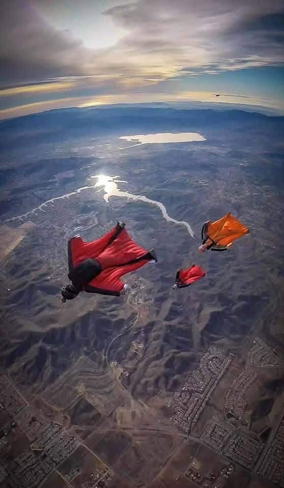 Wingsuit flight by the Leading Edge community